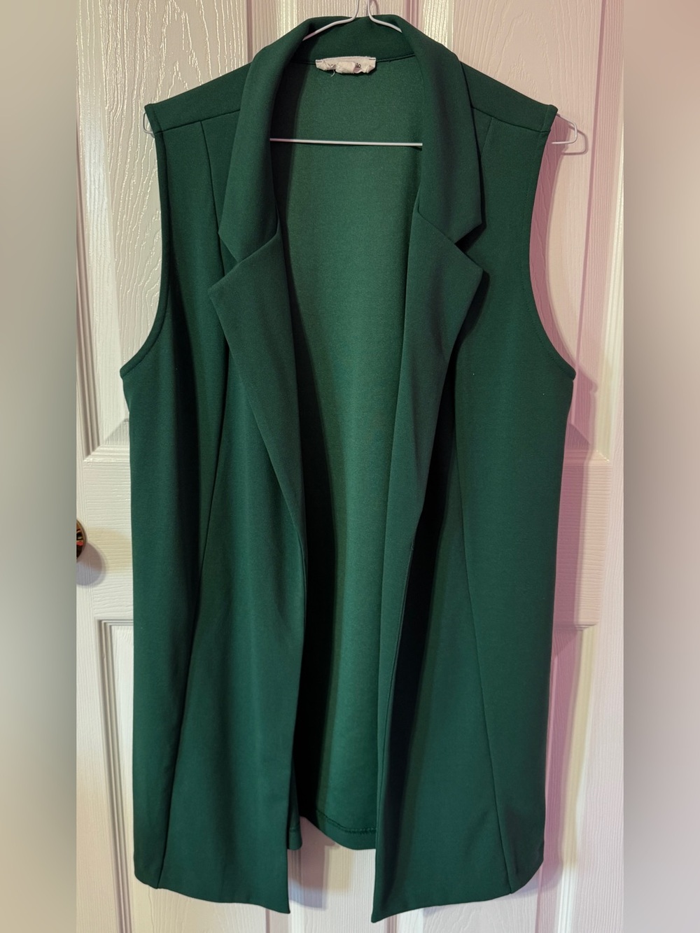 Tailored Sleeveless Dark Green Open Vest